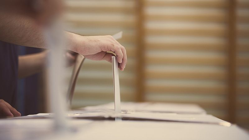 Ms cerca - Valdepilagos se adelanta a las elecciones - Escuchar ahora 