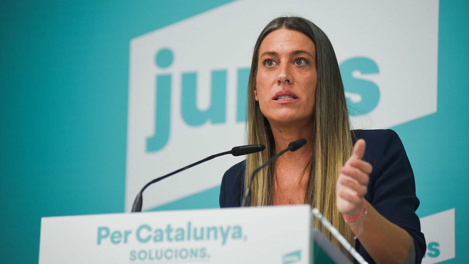 Junts asegura que el catalán será un "requisito" para los inmigrantes en Cataluña
