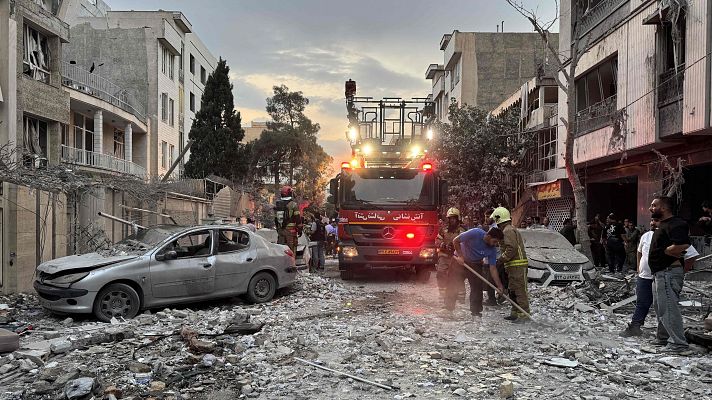 Israel ataca objetivos nucleares en Irán y golpea a la cúpula militar