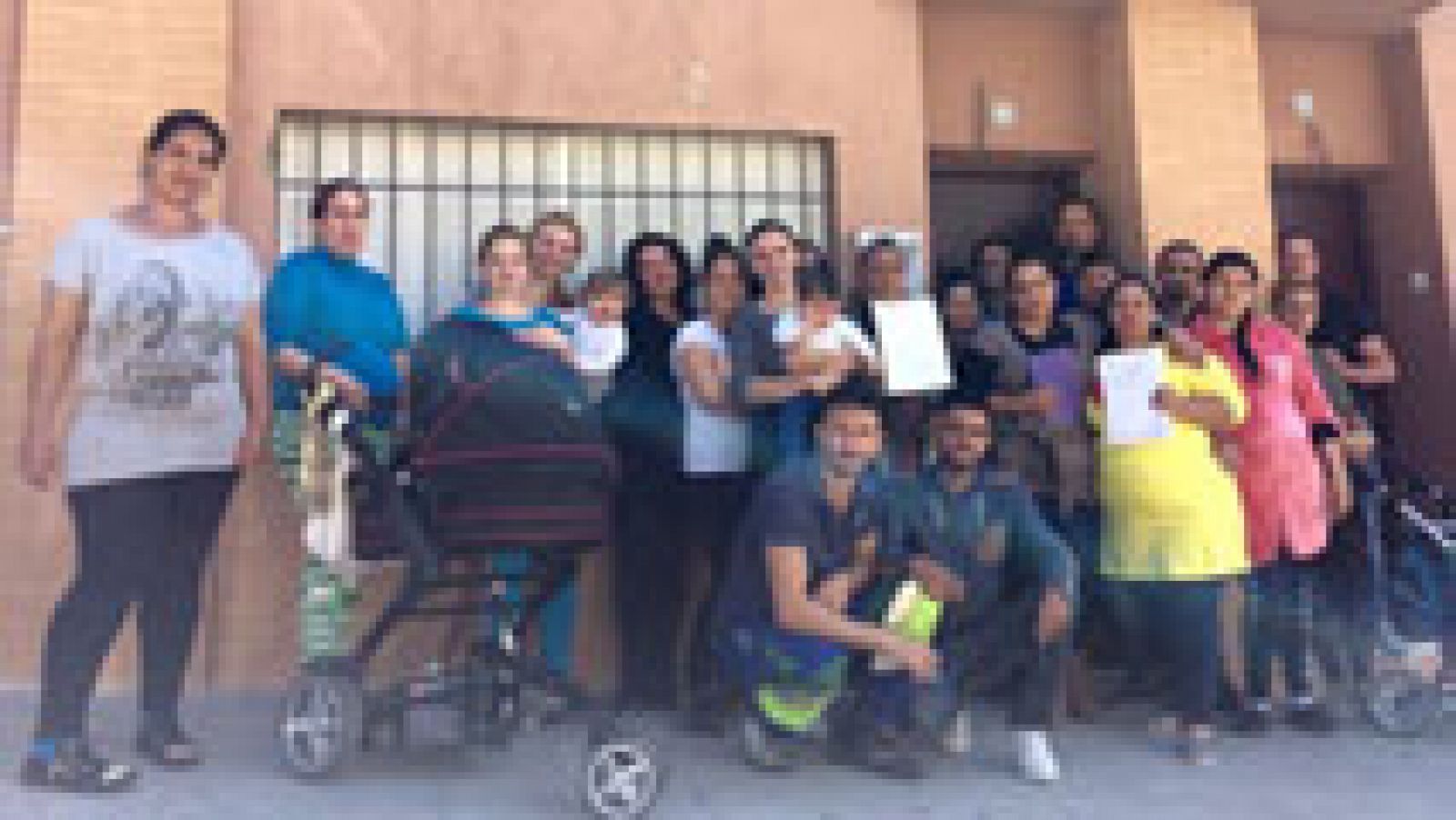 España Directo: 25 familias de una corrala serán desahuciadas  | RTVE Play