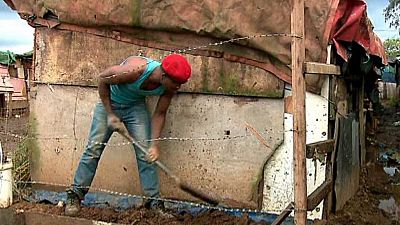 Pueblo de Dios - Sudfrica: Telogos en el barro - ver ahora