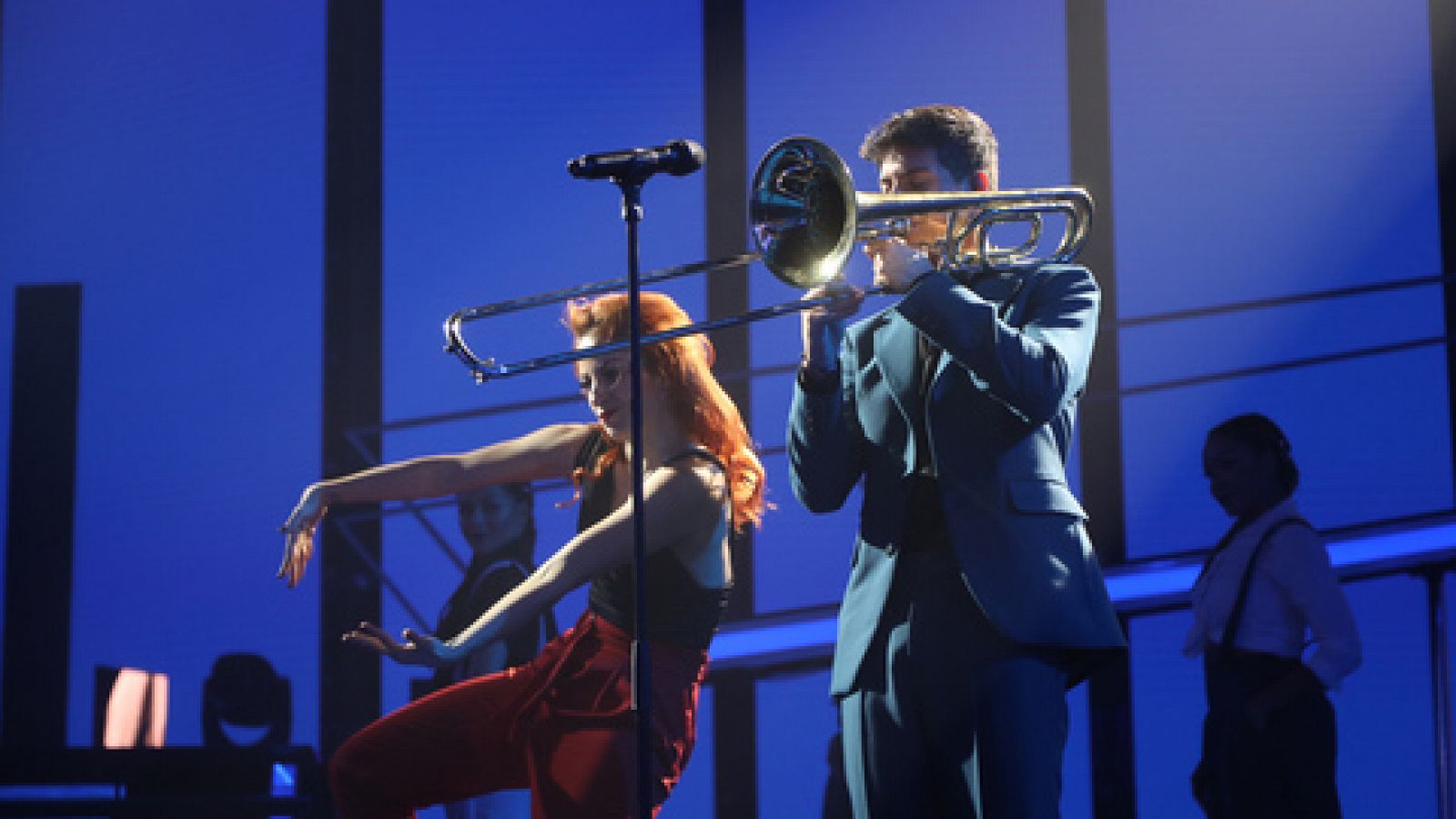 Operación Triunfo - Alfred canta 'Don't stop the music' en la Gala Final de OT