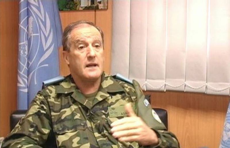 Un militar español será a partir del próximo jueves el responsable de la misión de la ONU en una zona muy conflictiva, el sur de Líbano. El general Asarta tomará el mando de 13.000 soldados de 29 países que desde hace cuatro años garantizan la paz en