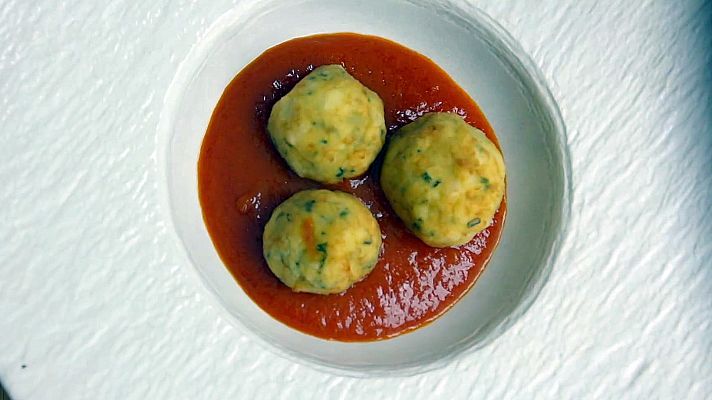 Receta de albóndigas vegetales con salsa de tomate